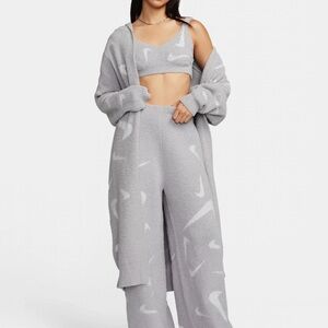 Nike Sportswear Phoenix Cozy Bouclé Loose oversized Long Knit warm Cardigan